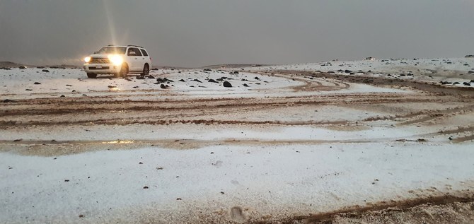 Snowfall in Saudi Arabia: hailstorm blankets country’s northern city