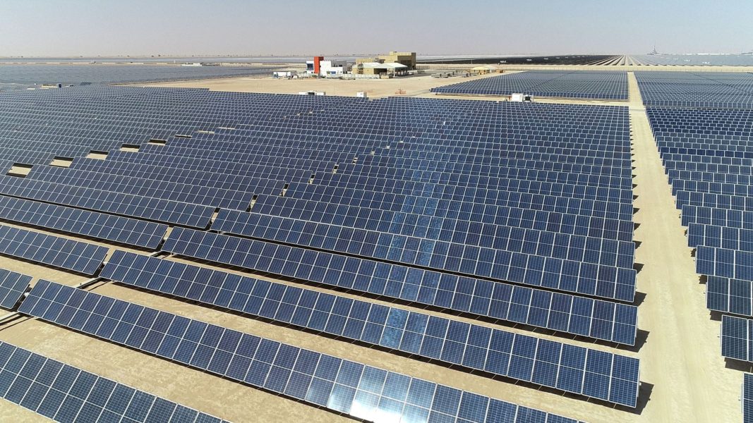 DEWA receives 4 bids for consultancy contract of Mohammed bin Rashid Al Maktoum Solar Park 6th phase