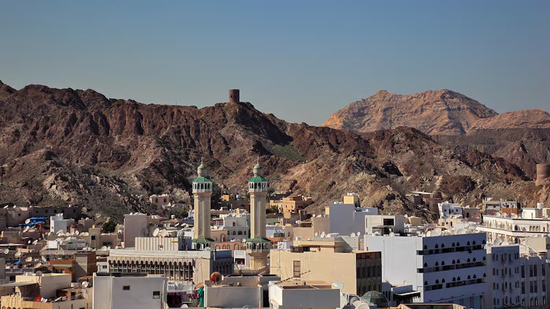 Oman vows to press ahead with green hydrogen plans amid growing pains