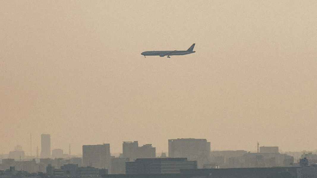 ‘Thousands more people blighted’: Study warns climate change will increase aircraft noise